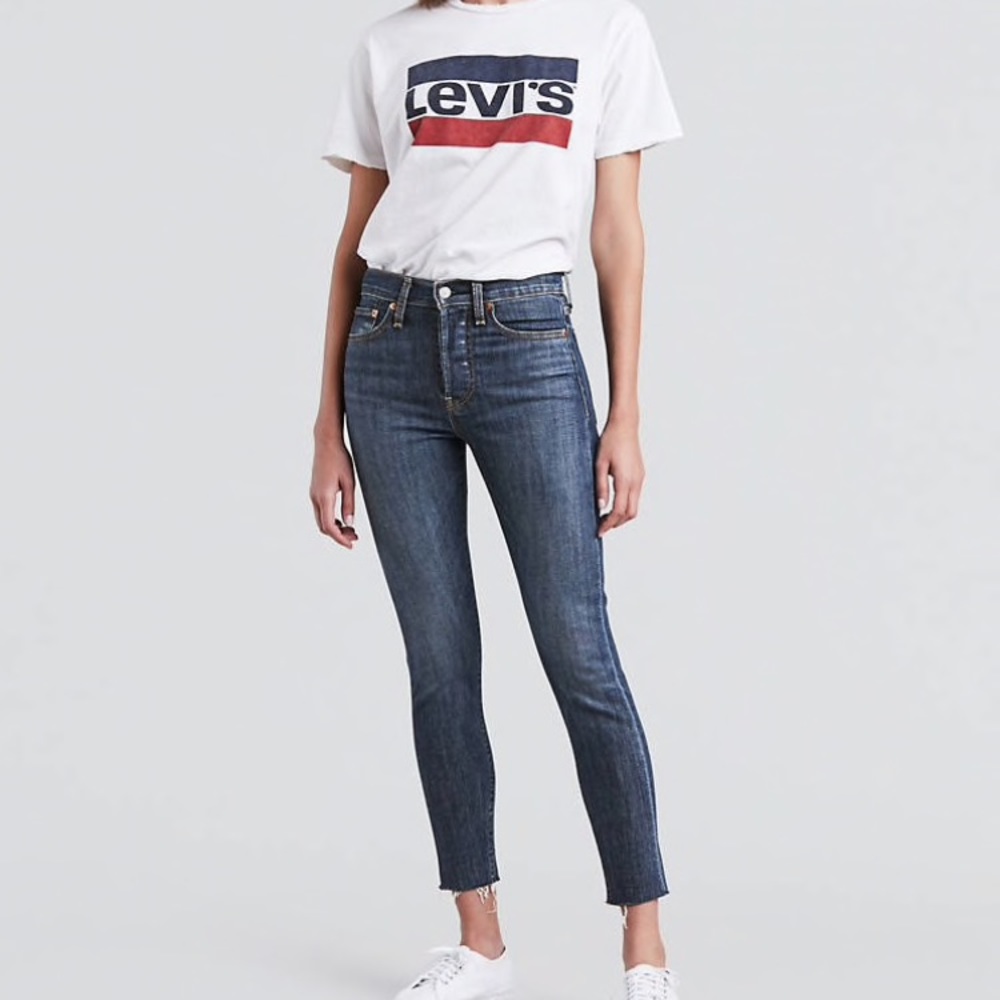 Levi’s Wedgie Fit Skinny Jeans / DARK WASH